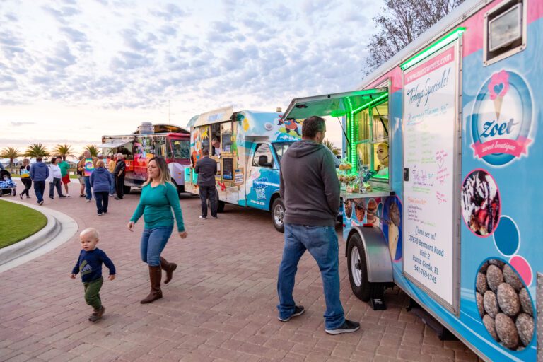 People at a Food Truck rally