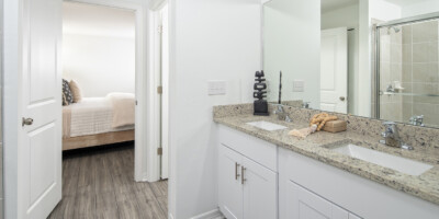 The Flatwoods - Buttonwood Model - Primary Bath | Babcock Ranch